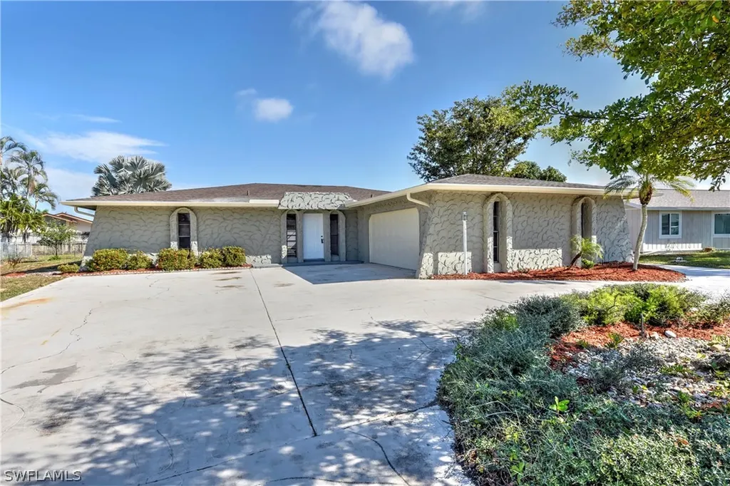 1433 Carmelle Drive Fort Myers FL 33919