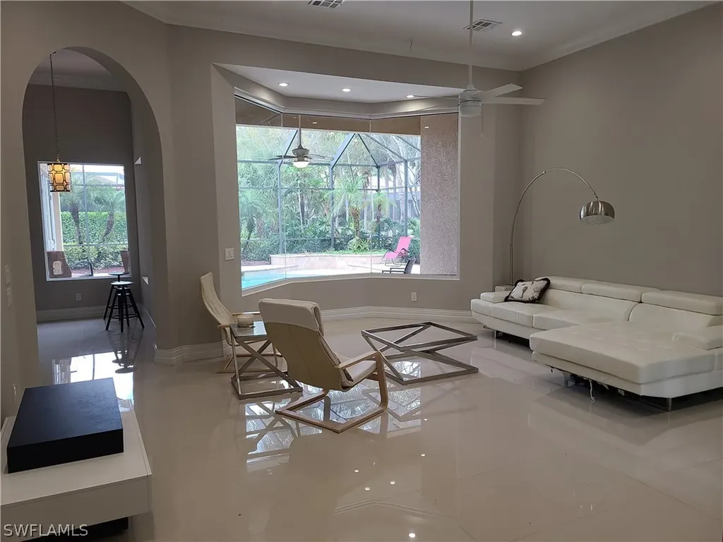 5887 Barclay Lane Naples FL 34110