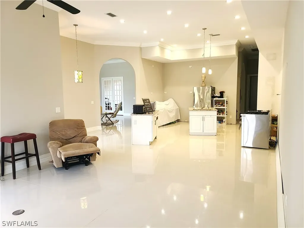 5887 Barclay Lane Naples FL 34110