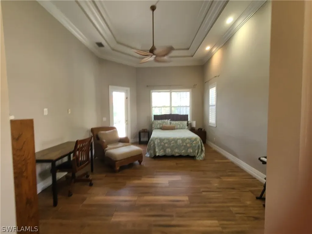 5887 Barclay Lane Naples FL 34110