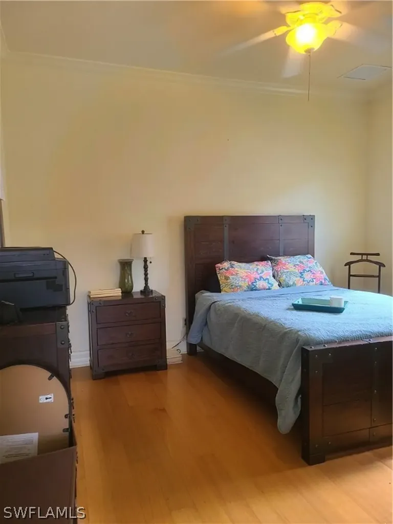5887 Barclay Lane Naples FL 34110