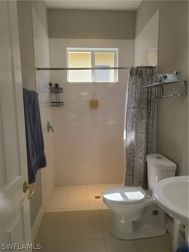 5887 Barclay Lane Naples FL 34110