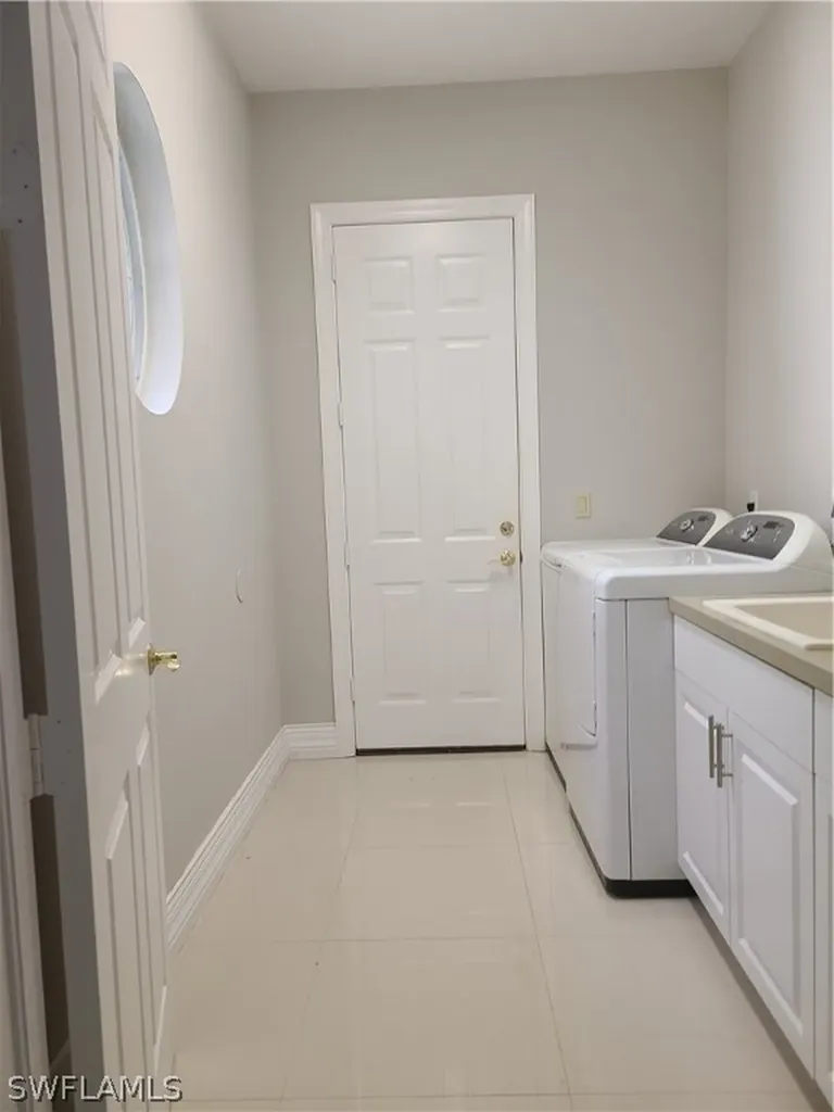 5887 Barclay Lane Naples FL 34110