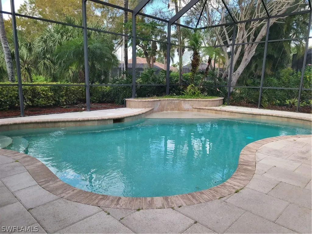 5887 Barclay Lane Naples FL 34110