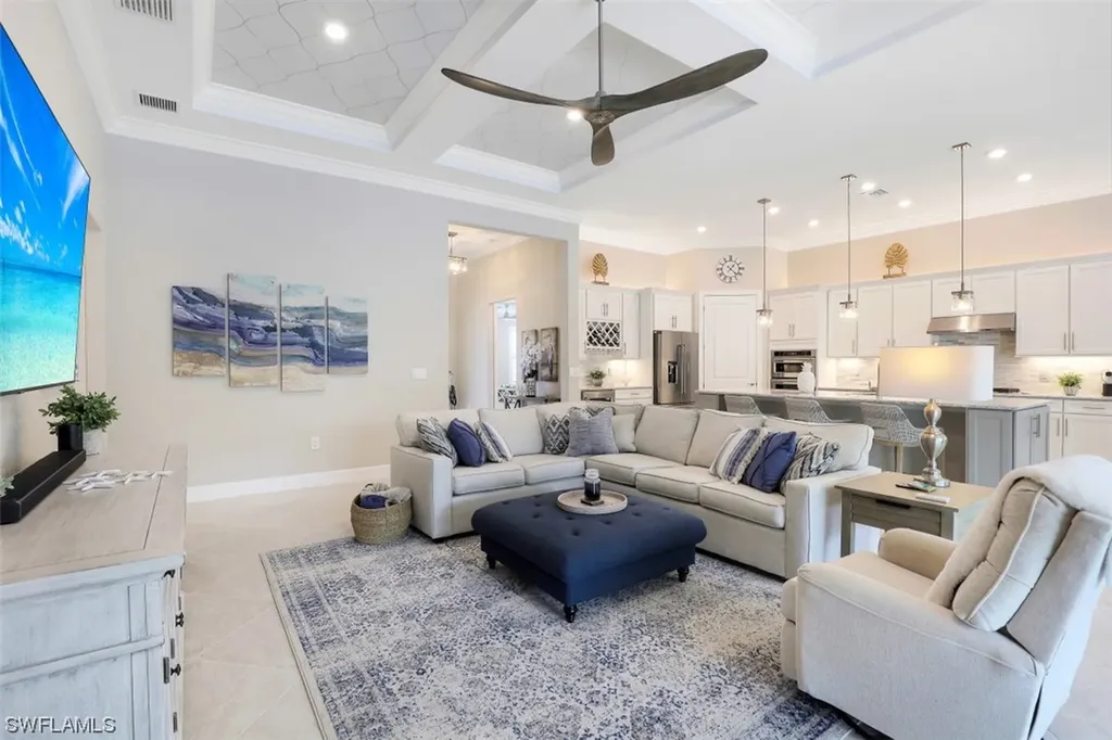 9483 Greyhawk Trail Naples FL 34120