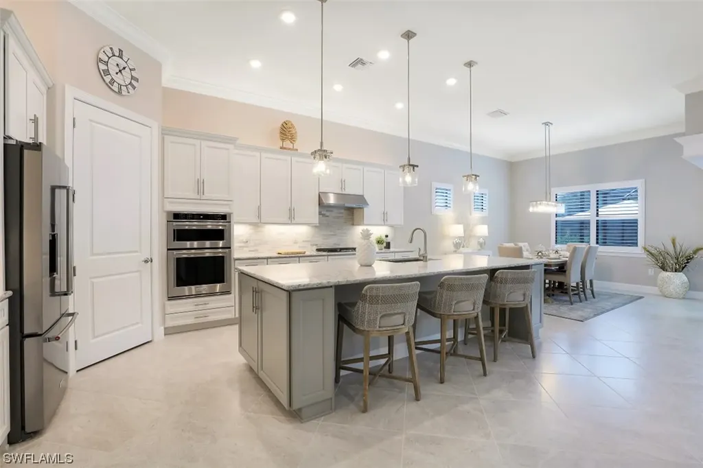 9483 Greyhawk Trail Naples FL 34120