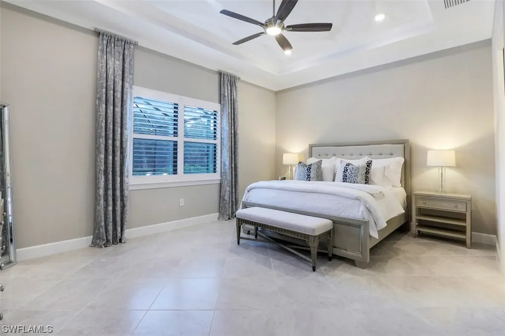 9483 Greyhawk Trail Naples FL 34120
