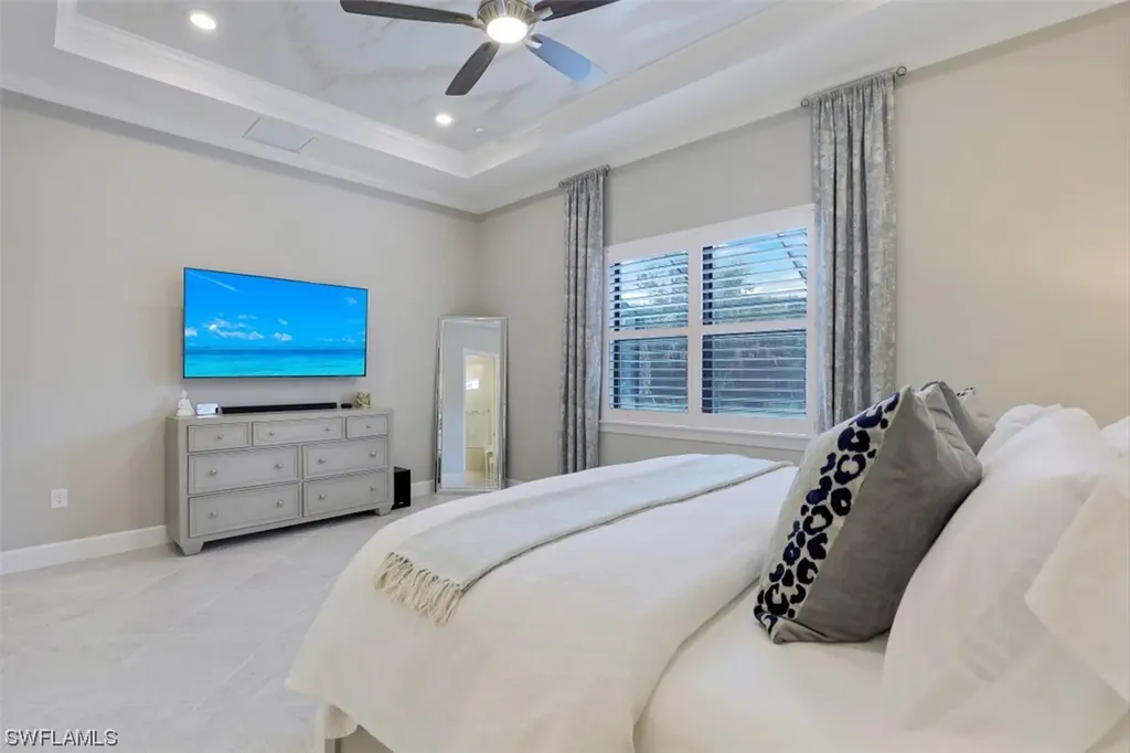 9483 Greyhawk Trail Naples FL 34120