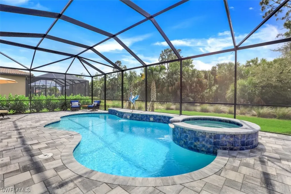 9483 Greyhawk Trail Naples FL 34120