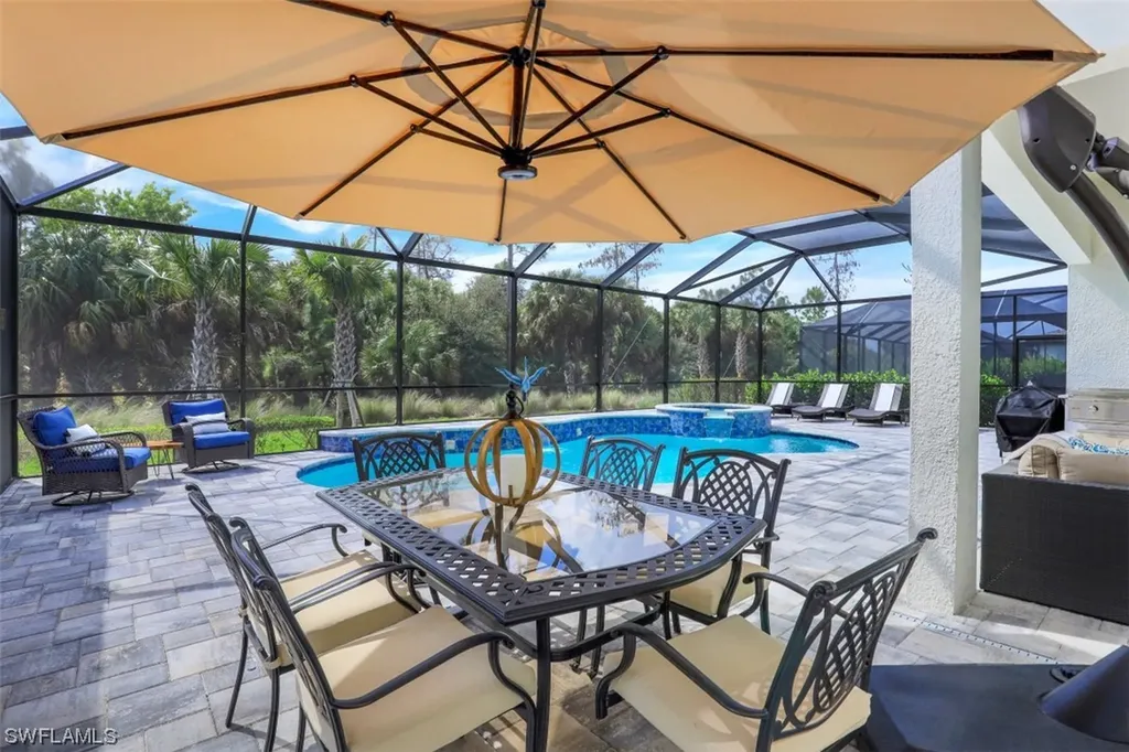 9483 Greyhawk Trail Naples FL 34120