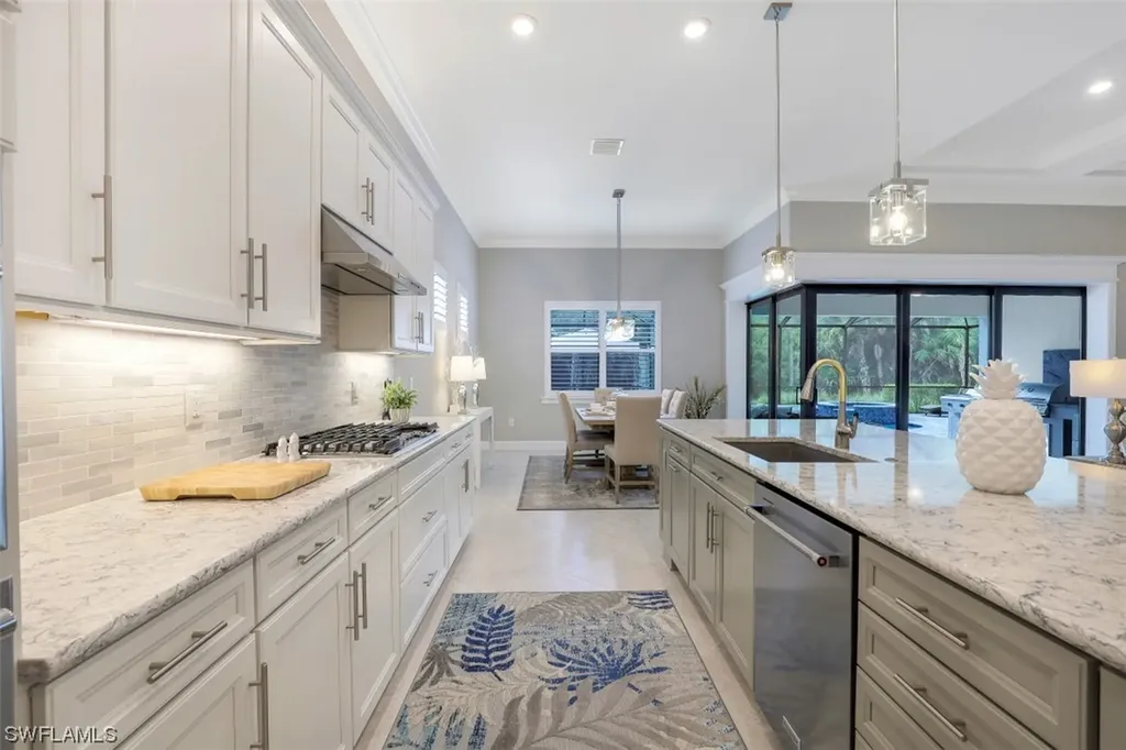 9483 Greyhawk Trail Naples FL 34120