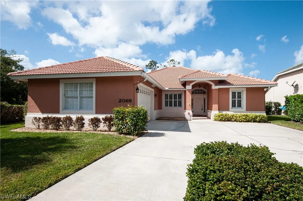 2066 Timberline Drive Naples FL 34109