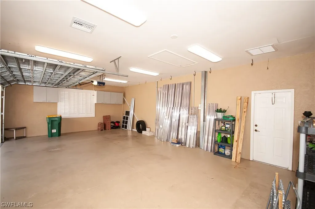 2066 Timberline Drive Naples FL 34109