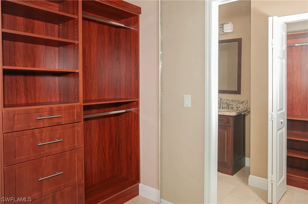 2066 Timberline Drive Naples FL 34109