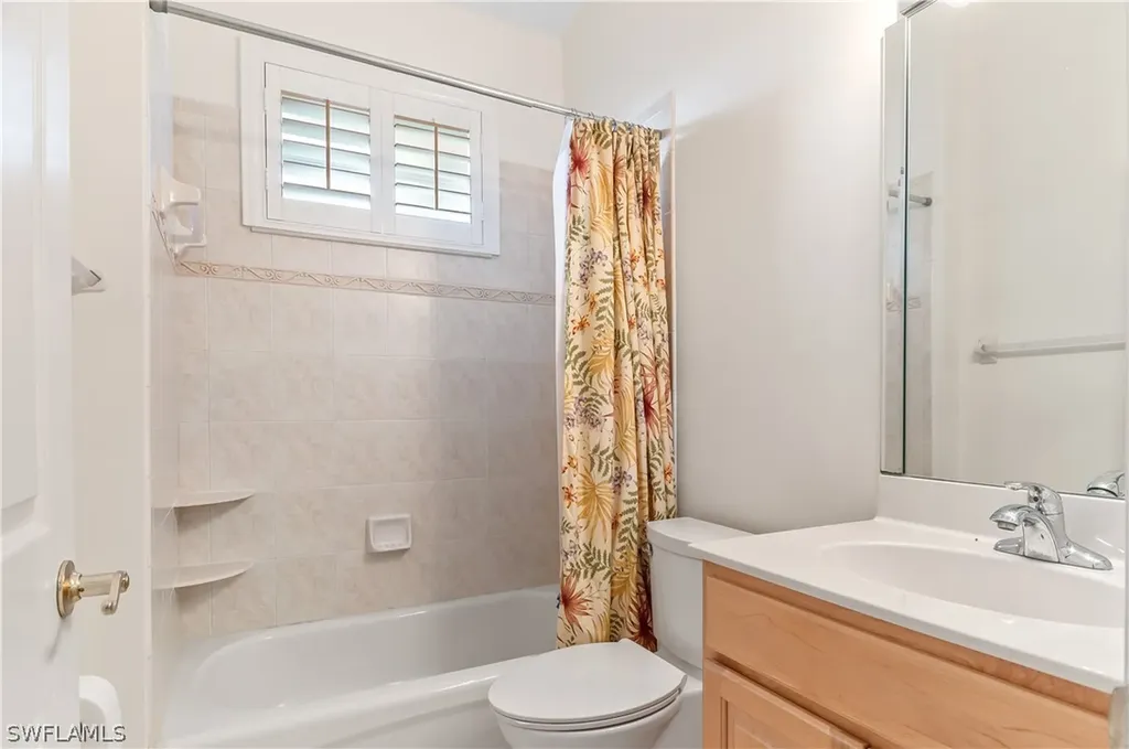 2066 Timberline Drive Naples FL 34109
