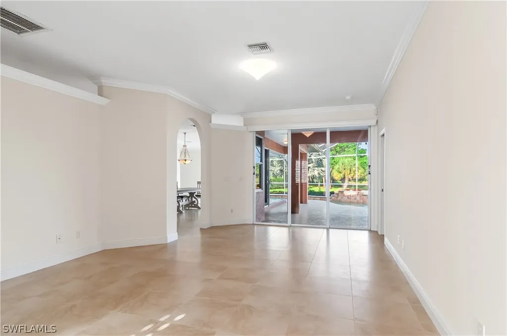 2066 Timberline Drive Naples FL 34109