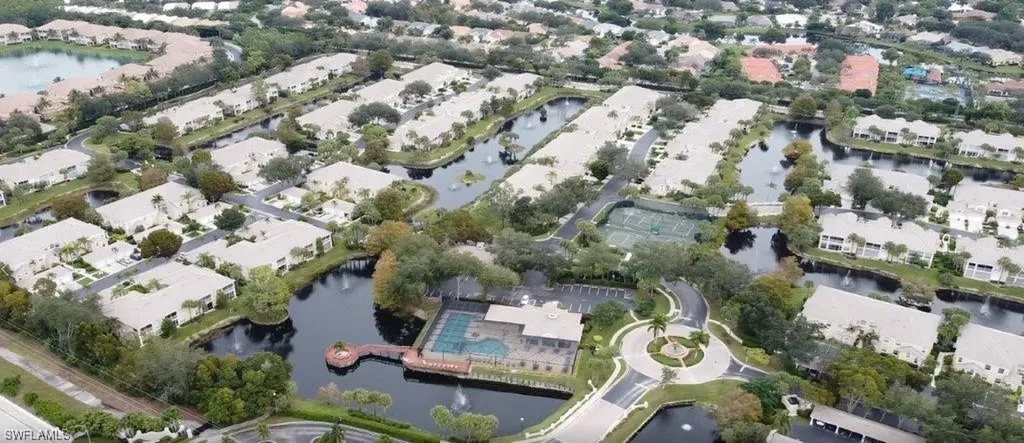 6927 Satinleaf Road N Naples FL 34109