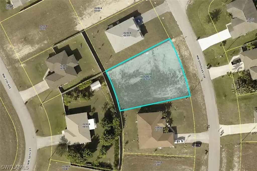 3014 NW Douglas Circle Cape Coral FL 33993