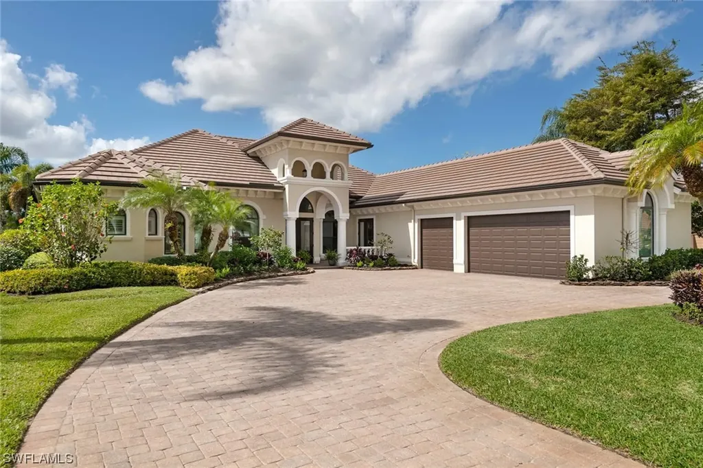 2777 Olde Cypress Drive Naples FL 34119