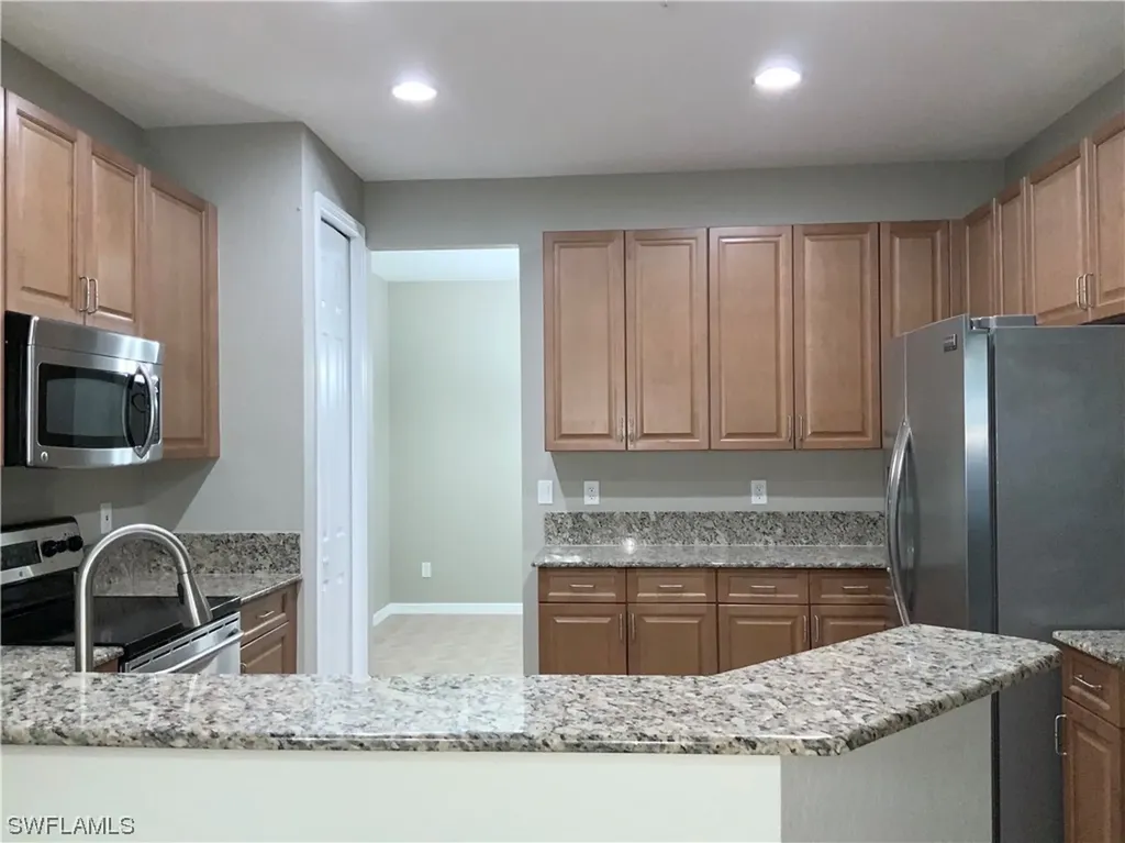 1365 Mariposa Circle Naples FL 34105