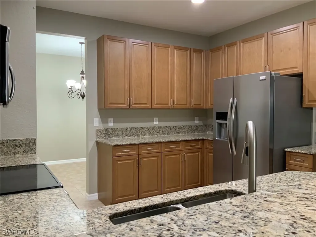1365 Mariposa Circle Naples FL 34105
