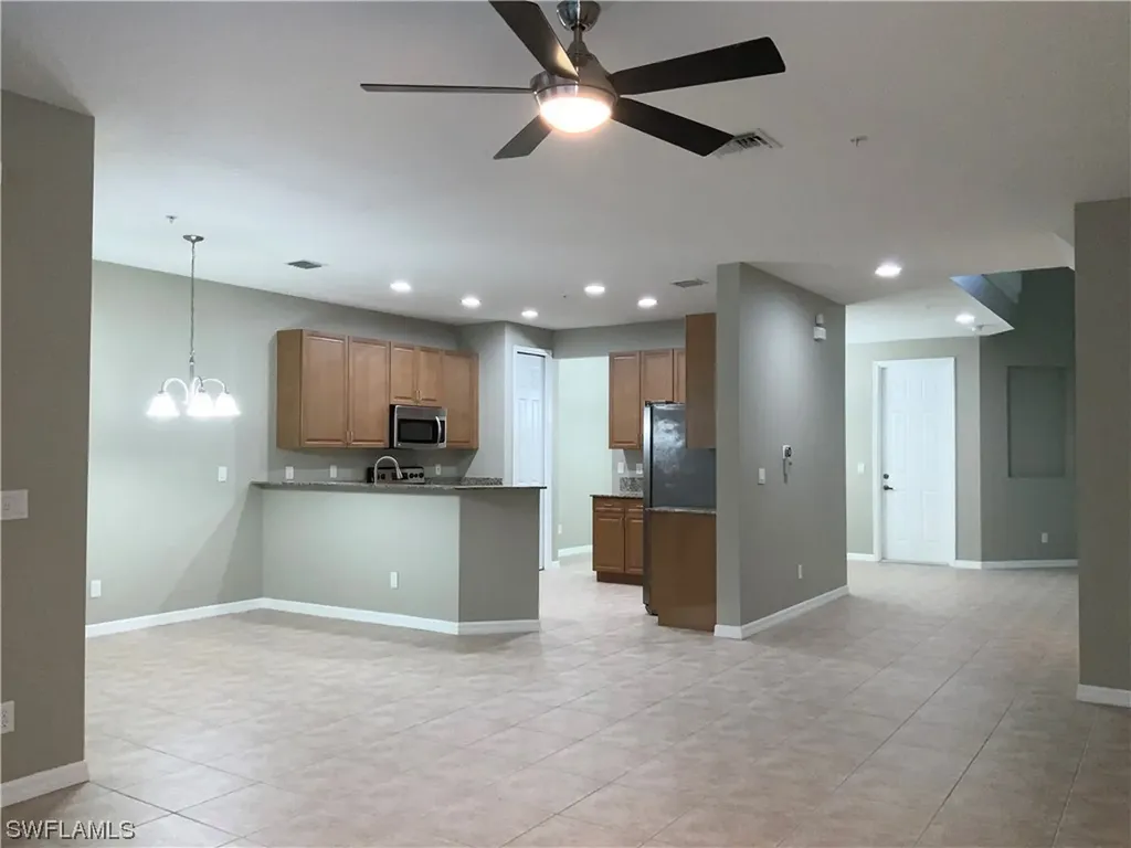 1365 Mariposa Circle Naples FL 34105