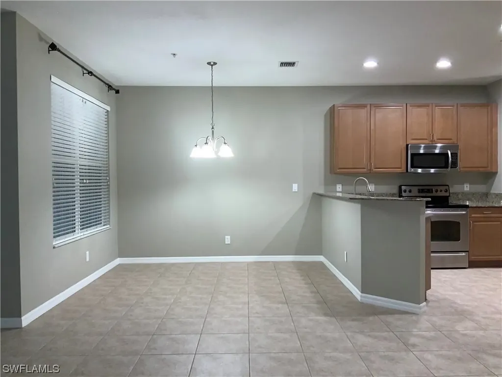 1365 Mariposa Circle Naples FL 34105