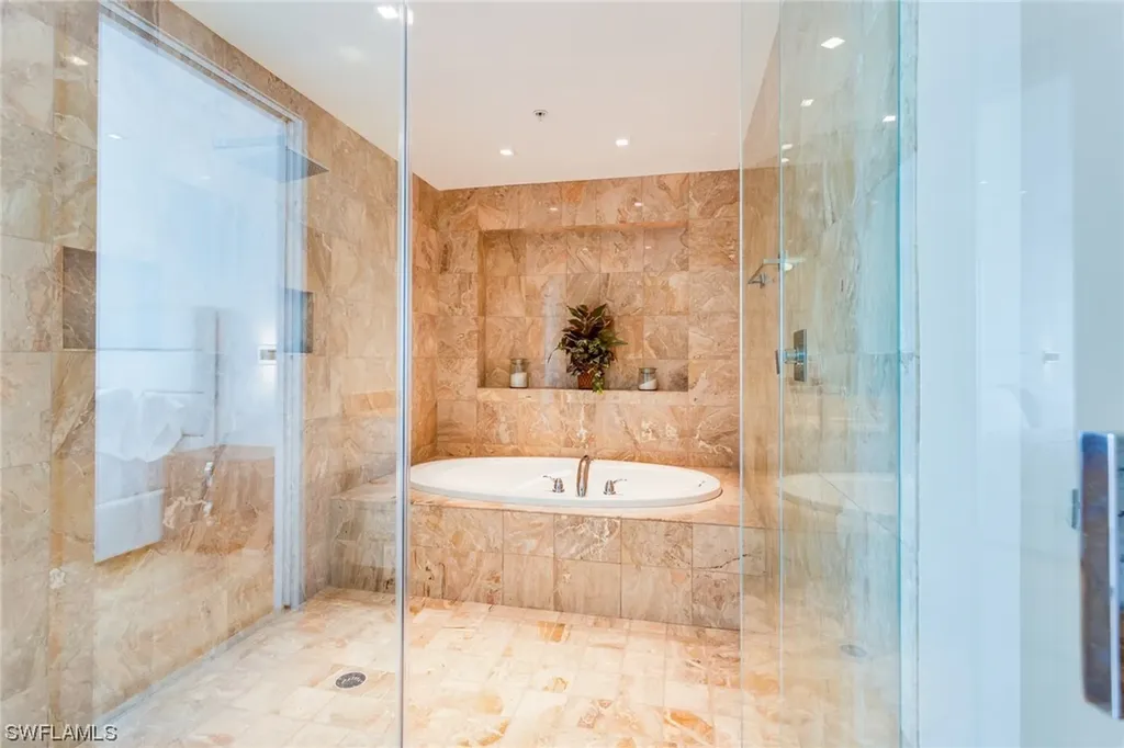 275 Indies Way Naples FL 34110