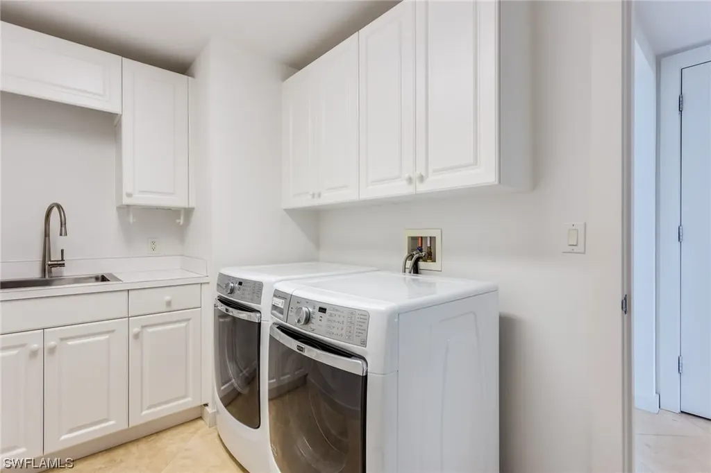 275 Indies Way Naples FL 34110