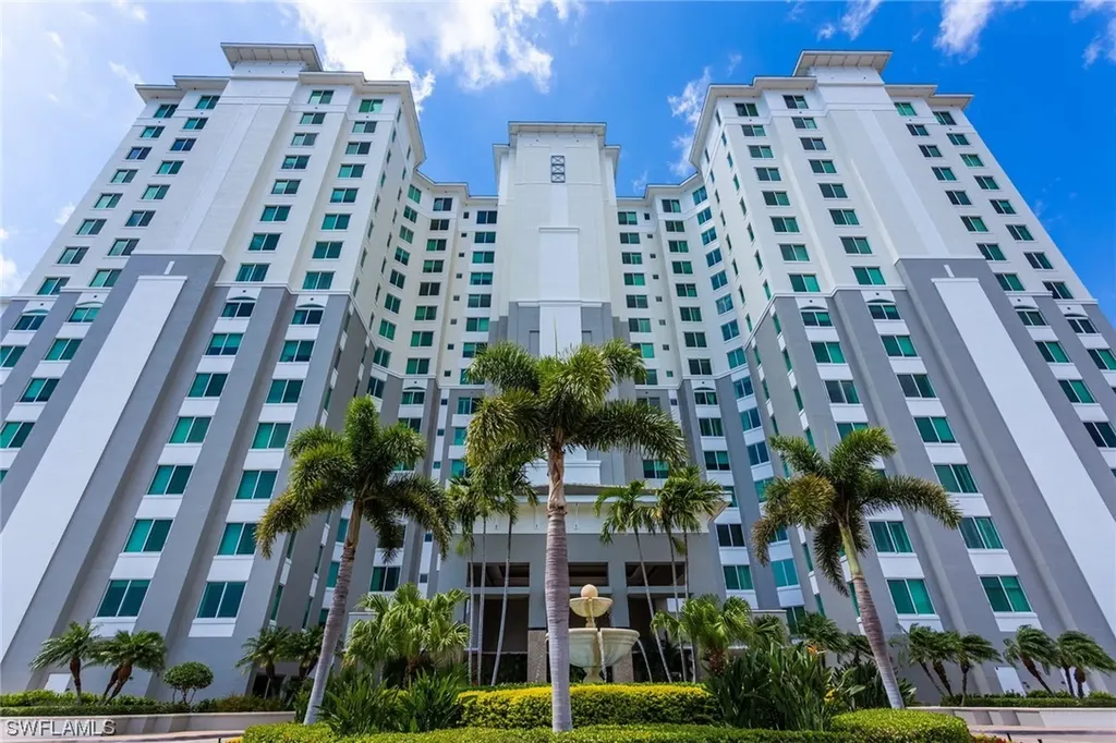 275 Indies Way Naples FL 34110