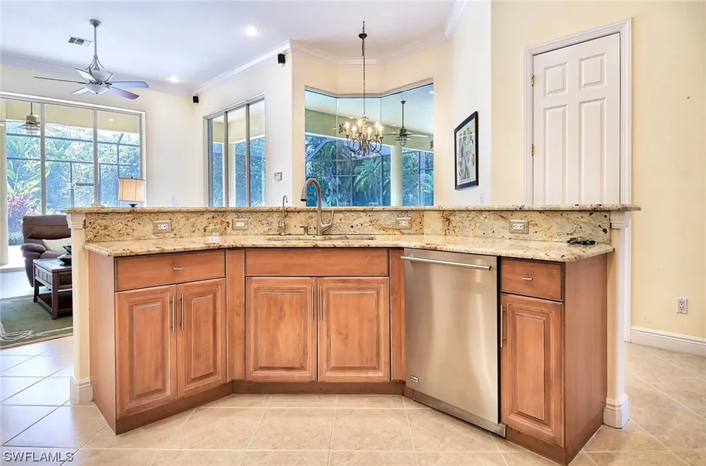 6592 Glen Arbor Way Naples FL 34119