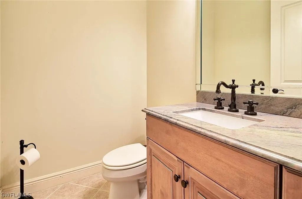 6592 Glen Arbor Way Naples FL 34119