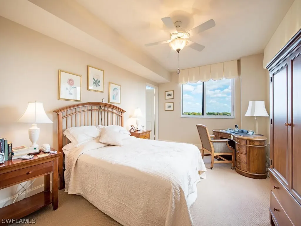6597 Nicholas Boulevard Naples FL 34108