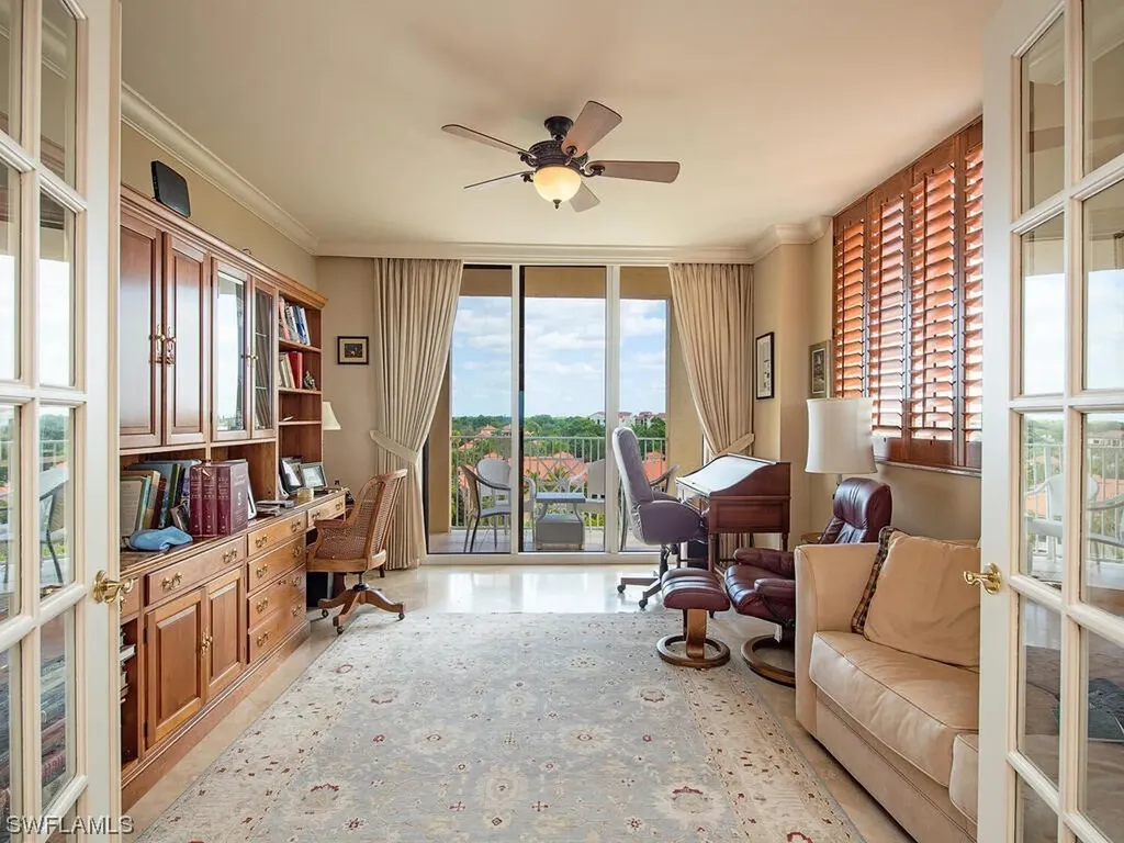 6597 Nicholas Boulevard Naples FL 34108