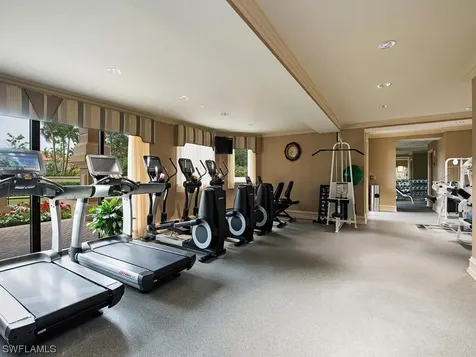6597 Nicholas Boulevard Naples FL 34108