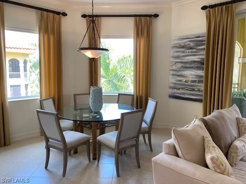 2728 Tiburon Boulevard E Naples FL 34109
