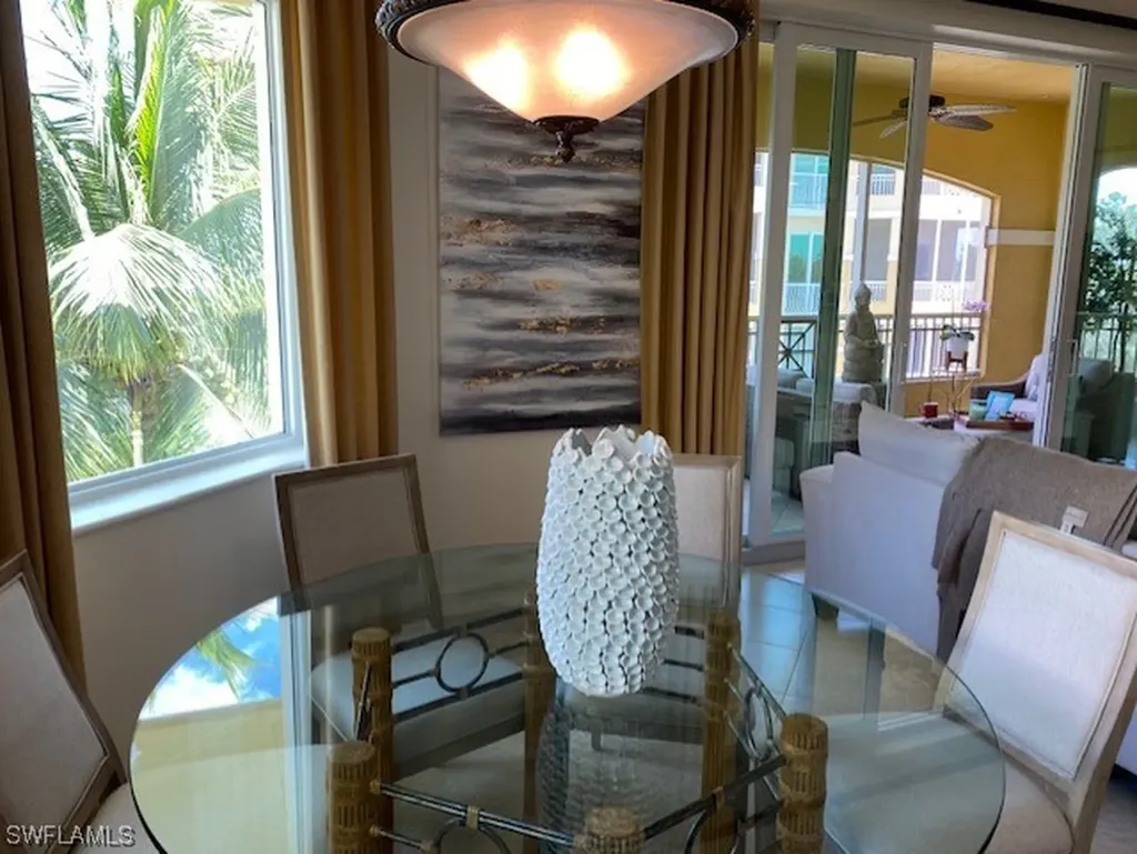 2728 Tiburon Boulevard E Naples FL 34109