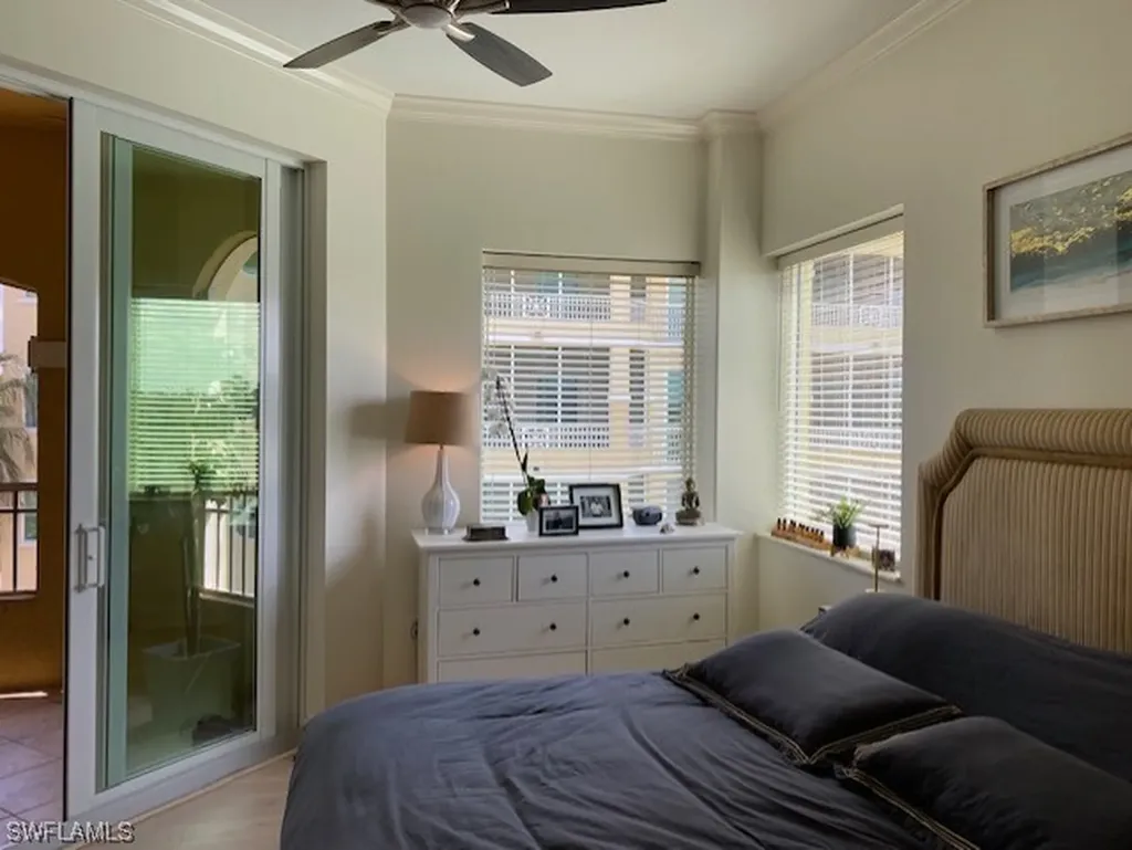 2728 Tiburon Boulevard E Naples FL 34109
