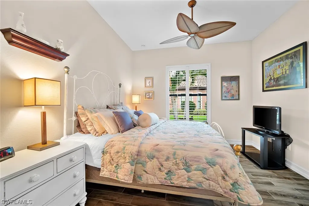 6572 Roma Way Naples FL 34113