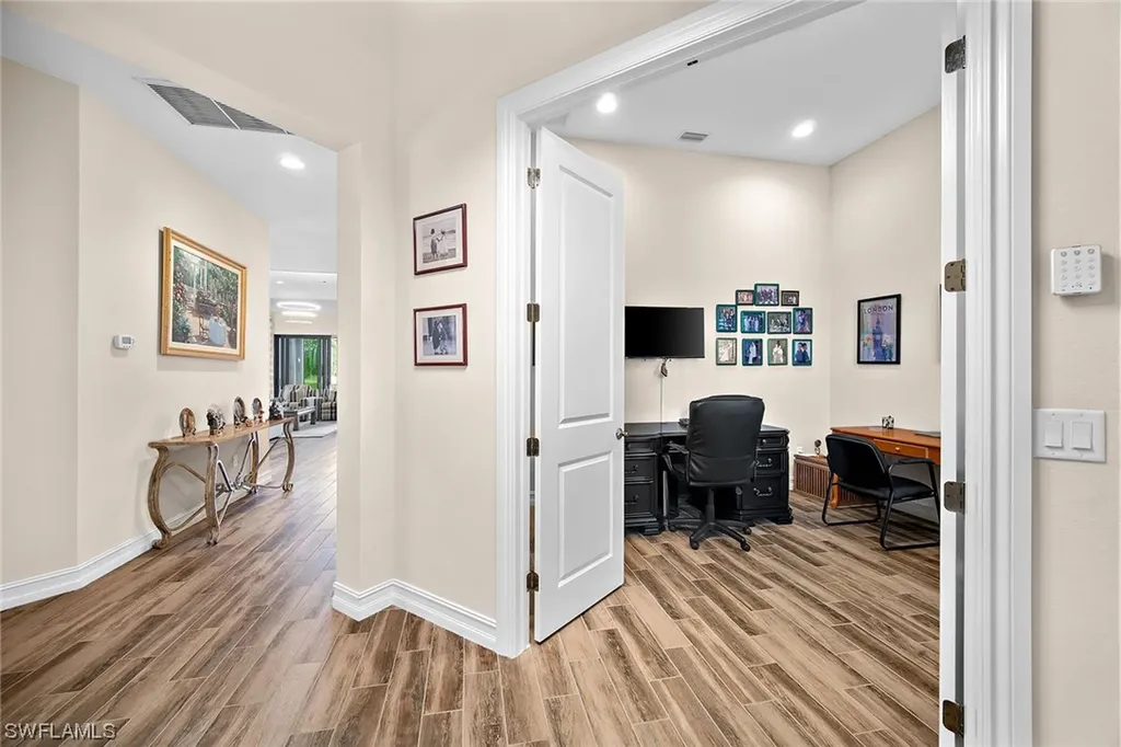 6572 Roma Way Naples FL 34113