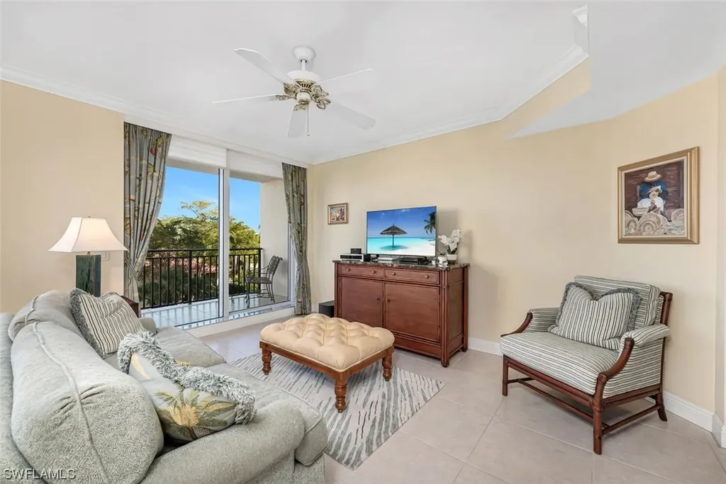 7225 Pelican Bay Boulevard Naples FL 34108