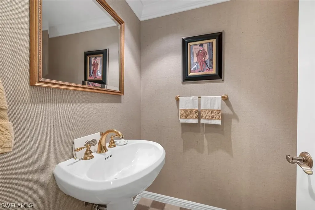 7225 Pelican Bay Boulevard Naples FL 34108