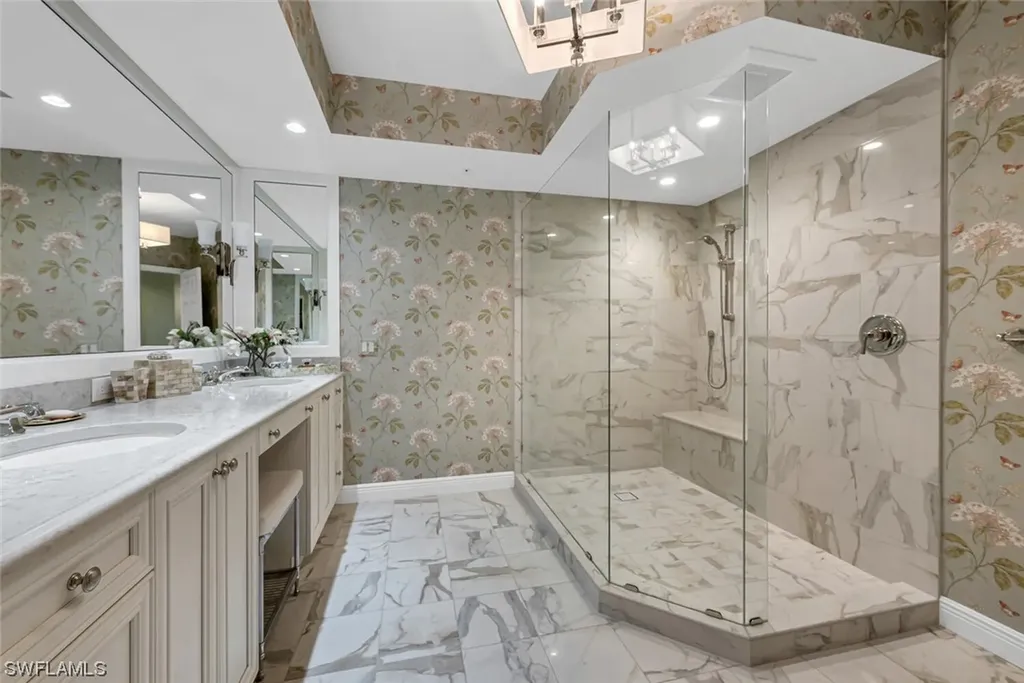 7225 Pelican Bay Boulevard Naples FL 34108