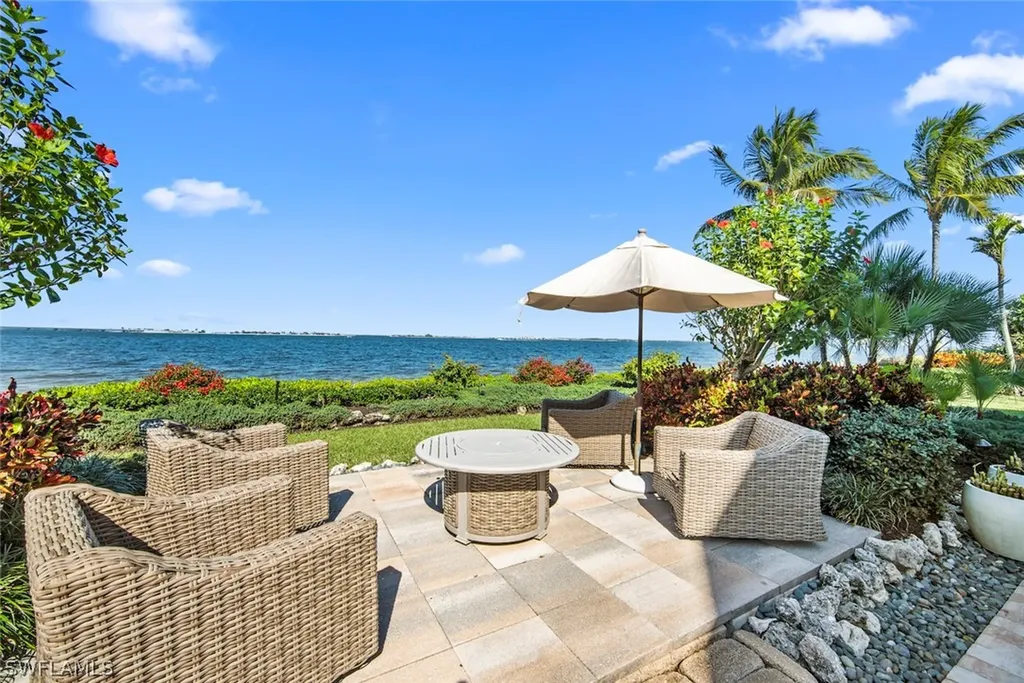 444 Lighthouse Way Sanibel FL 33957