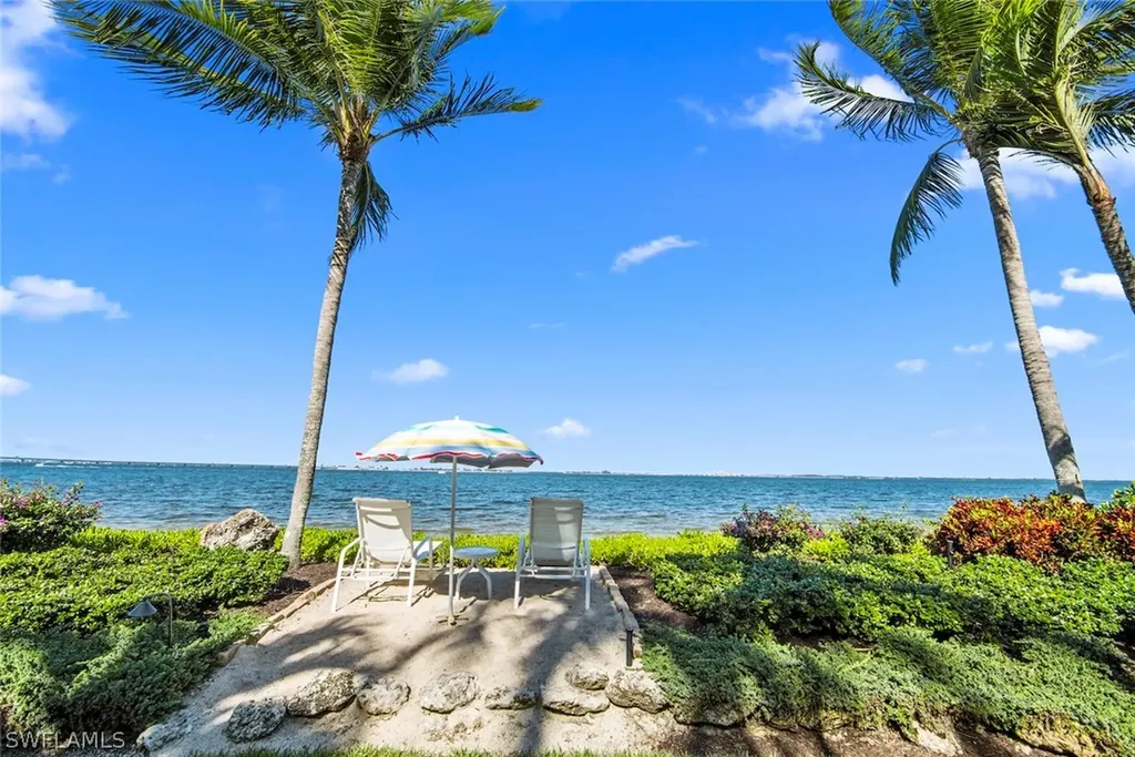 444 Lighthouse Way Sanibel FL 33957