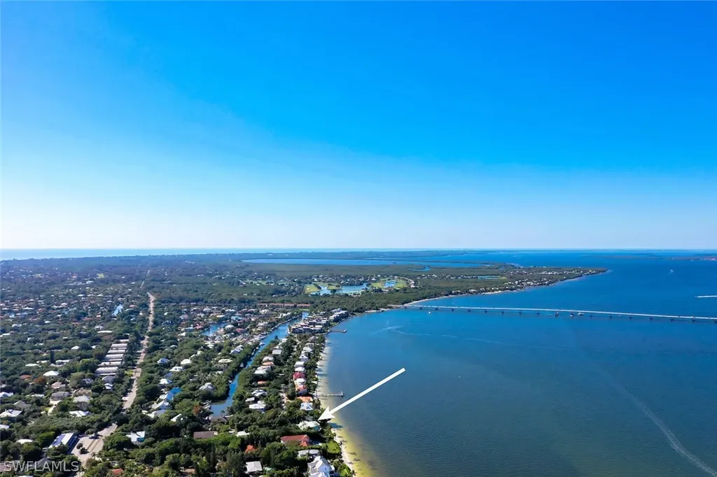 444 Lighthouse Way Sanibel FL 33957