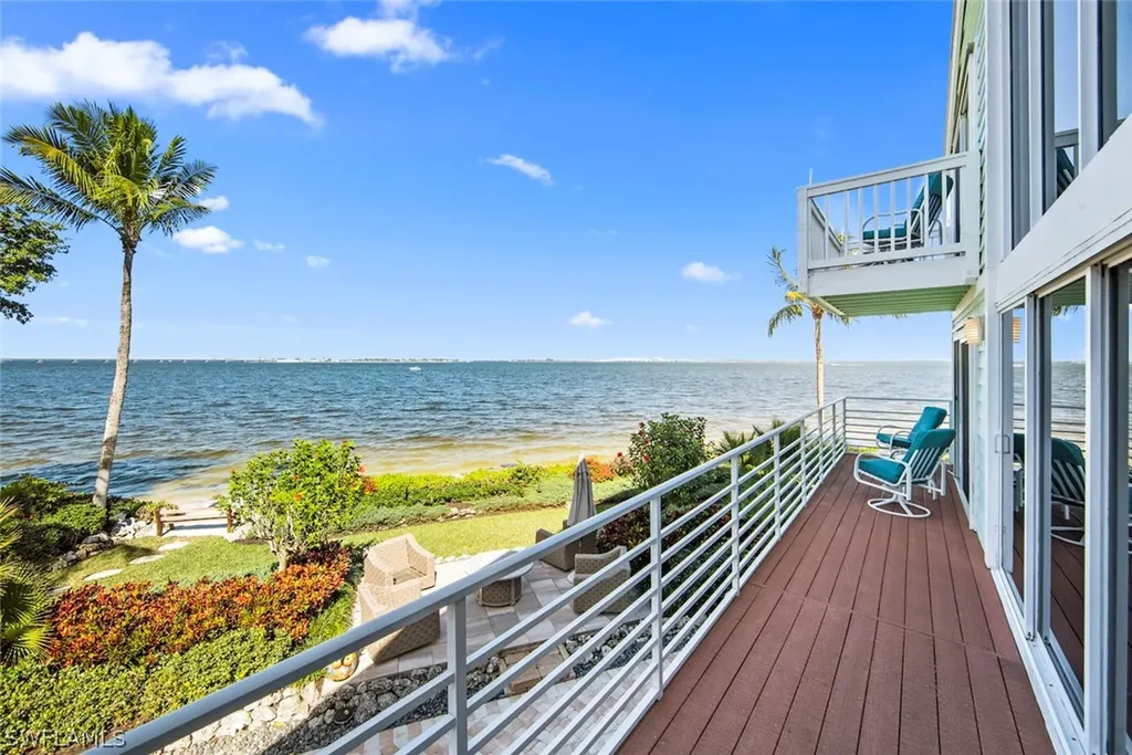 444 Lighthouse Way Sanibel FL 33957