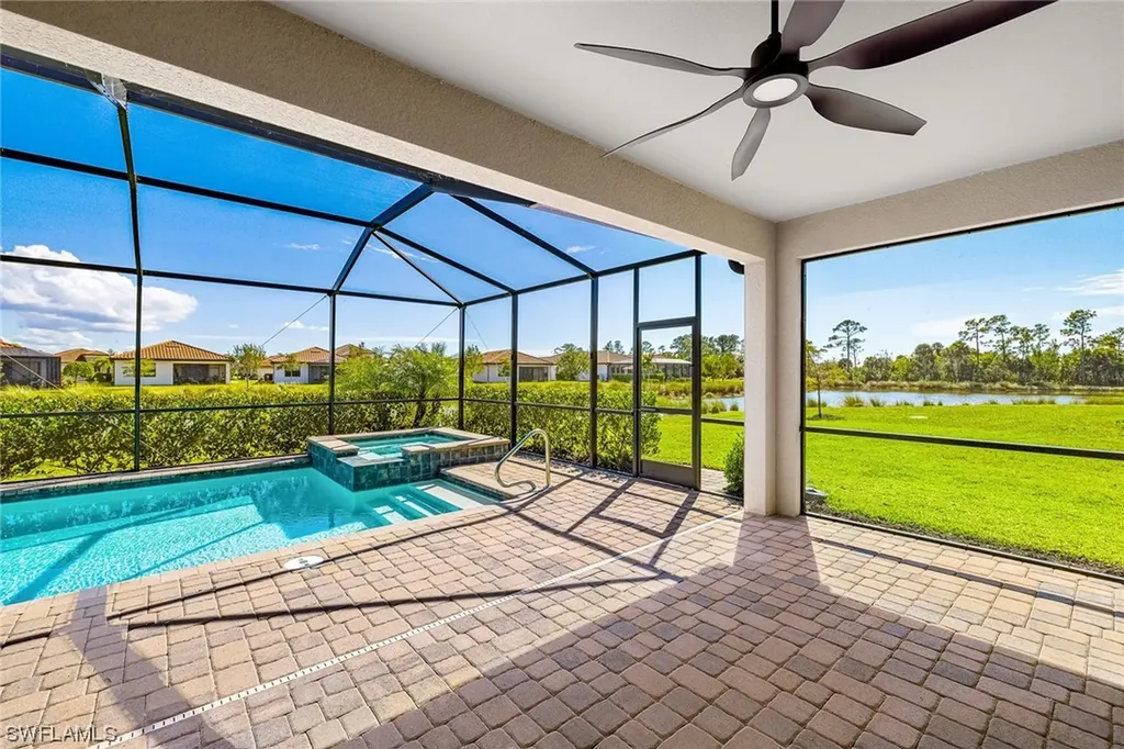 1657 Marton Court Naples FL 34113