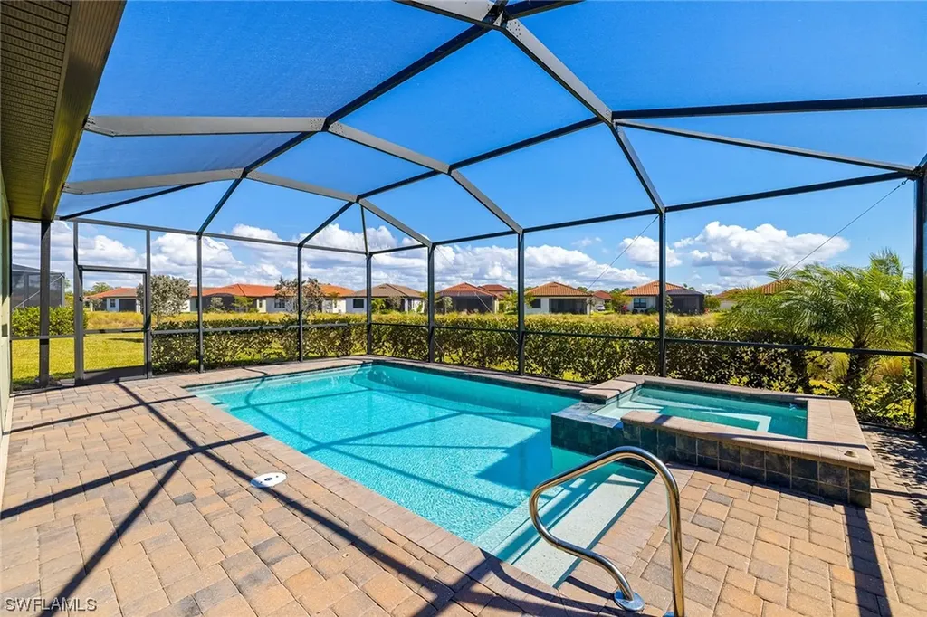 1657 Marton Court Naples FL 34113