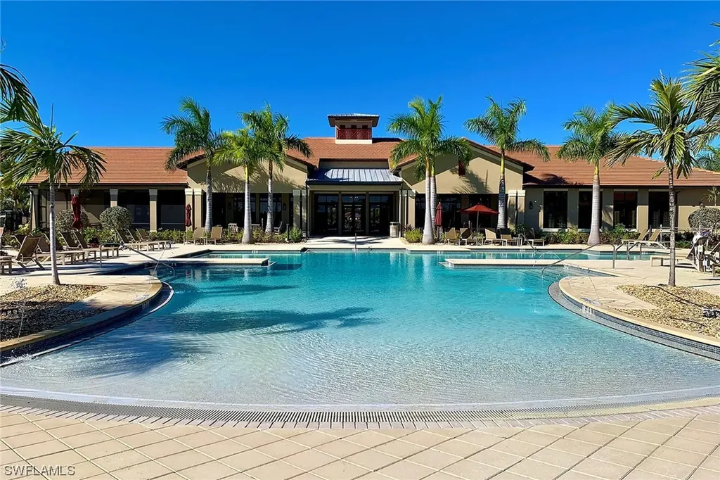 1657 Marton Court Naples FL 34113